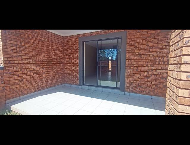 1,080M² APARTMENT BLOCK FOR SALE IN RYNFIELD AH